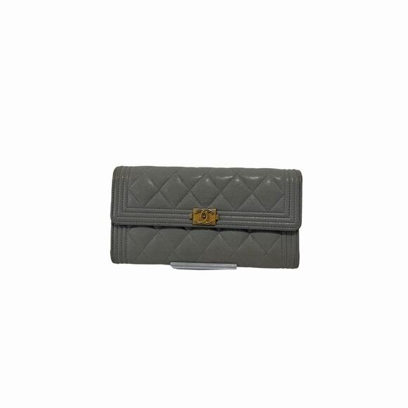 Chanel Boy Continental Flap Wallet Grey Quilted Caviar Leather - Picture 1 of 3
